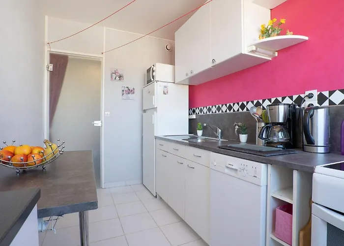 Plein Soleil By Interhome * نيس